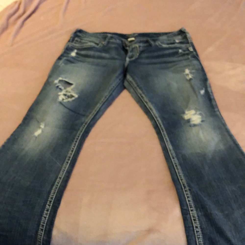 Vintage Plus Size Silver Jeans Tuesday Slim Bootcut. Size 16 x 31 inseam.